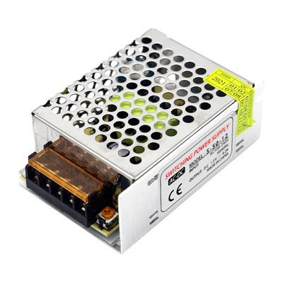 L'universale di CC 12V 50W 4.2A ha regolato il CA di commutazione 100V 240V dell'alimentazione elettrica alla commutazione di CC