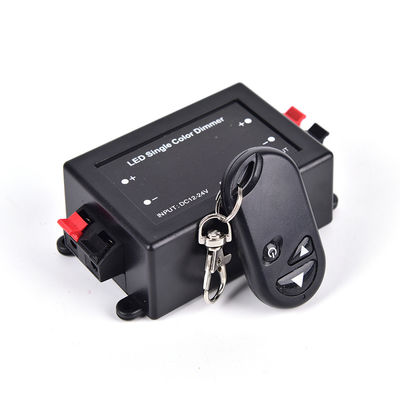 Singolo regolatore della luminosità 12v 24v, un commutatore più tenue a distanza senza fili di colore di 5050 LED di 3 chiavi LED