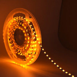 High Bright Dc12v 5v Thin Led Tape Cintas 4mm 5mm Flessibile Bianco caldo Rosso Blu Verde 120led Luces Led 2835 Led Strip Light