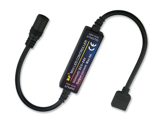 Mini controller a led di piccole dimensioni Rf controllo remoto wireless Rgb Light Strip Controller di cambio colore